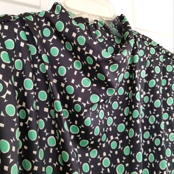 Zara Black and Green Patterned Blouse Worn on Set of The Bold Type Size S - Picture 11 of 14